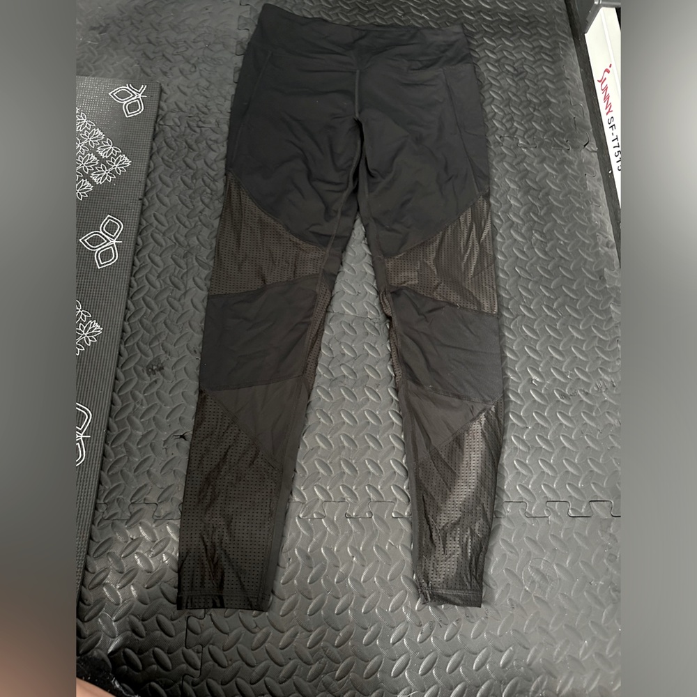 VS NWOT SZ L LONG legging